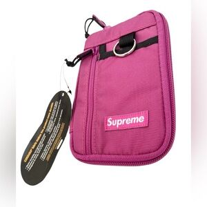 Supreme Small Zip Pouch (FW19) Magenta
